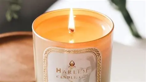 how long does it take for a candle to smell?